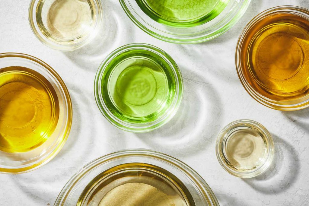 10 łatwych w użyciu olejków do ciała, które nawilżają skórę