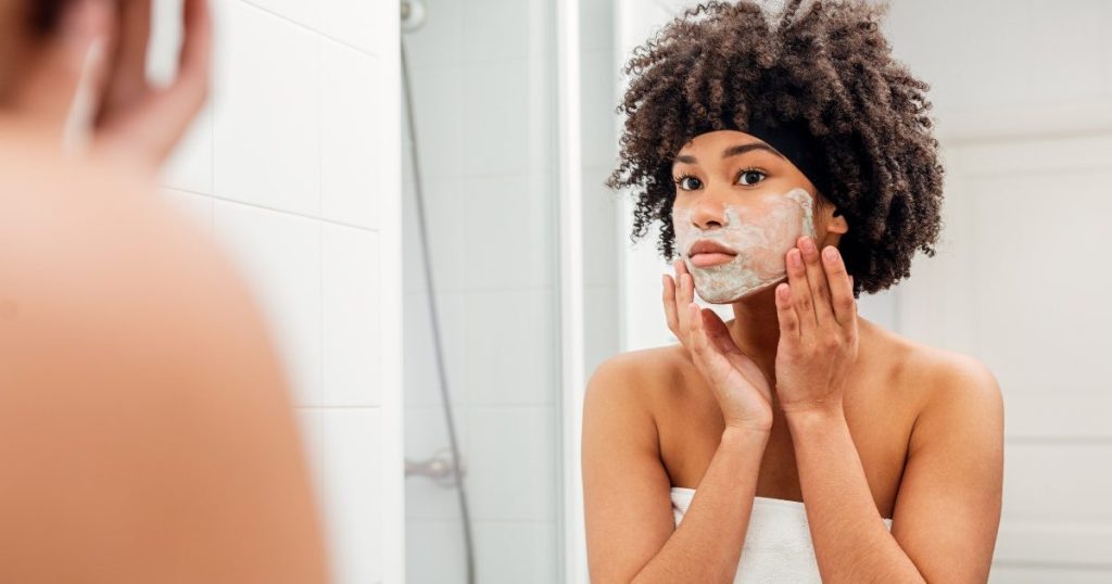 10 domowych trików kosmetycznych, dzięki którym Twoja skóra będzie zdrowa i promienna