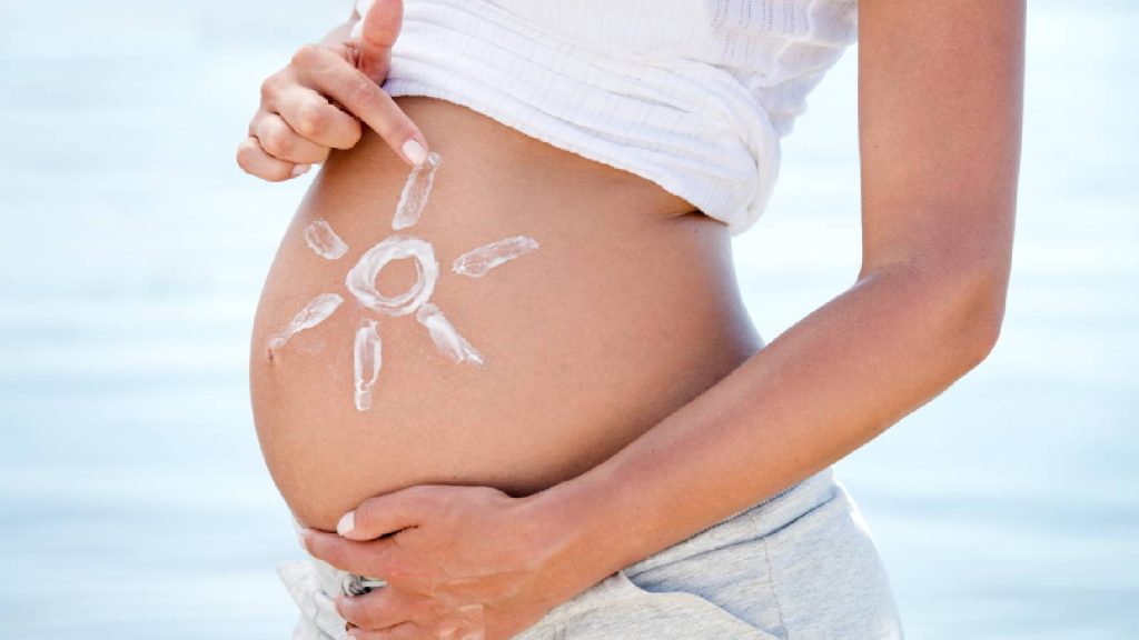 Najlepsze filtry przeciwsłoneczne bezpieczne dla kobiet w ciąży: 6 najlepszych wyborów dla Ciebie!