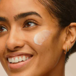 10 najlepszych kremów nawilżających do skóry mieszanej: przetestowane i sprawdzone przez Derms