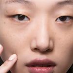 Jak wykonać 10-etapowy wirusowy koreański program pielęgnacji skóry w zaledwie 4 krokach