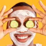 8 sposobów stosowania ogórków na twarz: korzyści dla skóry i przepisy DIY