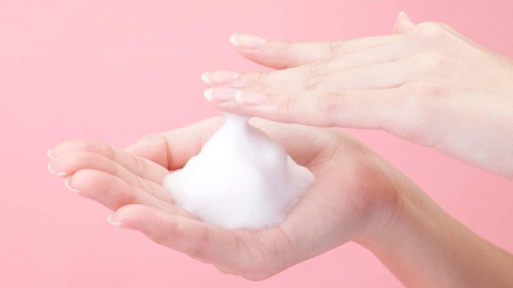 Najlepszy środek do mycia rąk dla skóry wrażliwej: 10 opcji dla lepszej higieny